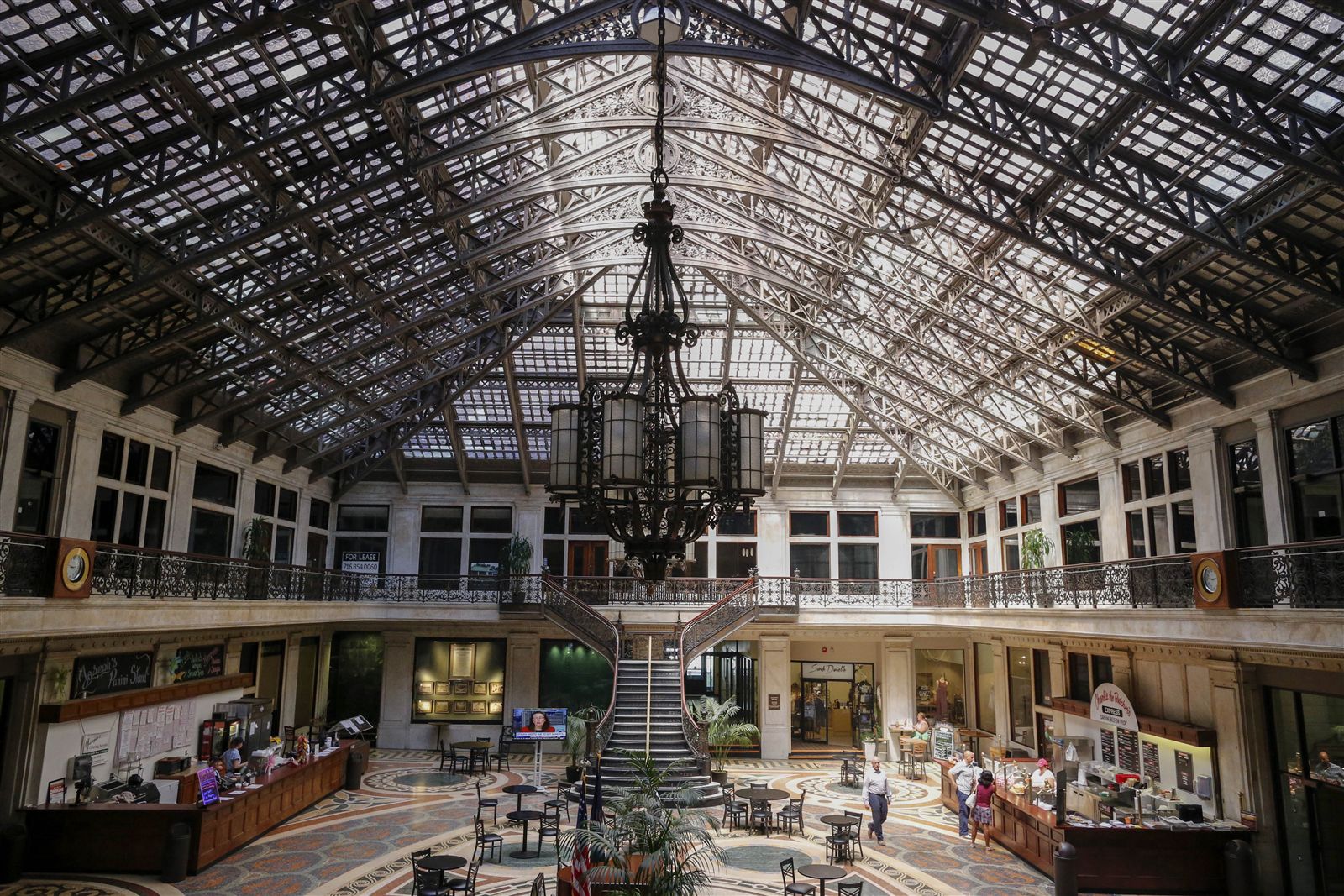 A Closer Look: Ellicott Square Building
